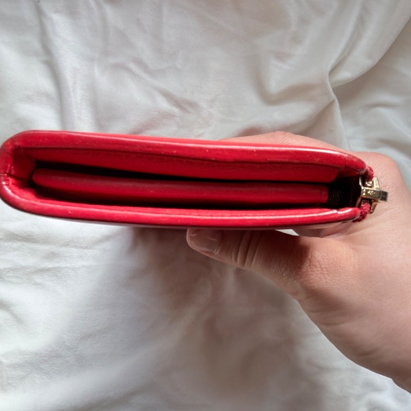 Yves Saint Laurent YSL Y-Line Red Leather Zip Wallet Gold Y Logo - Picture 5 of 16